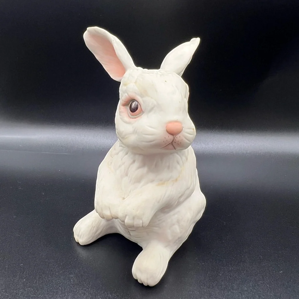 BOEHM #400-86 White Pink Sitting Rabbit Vintage Porcelain Figurine Collectible